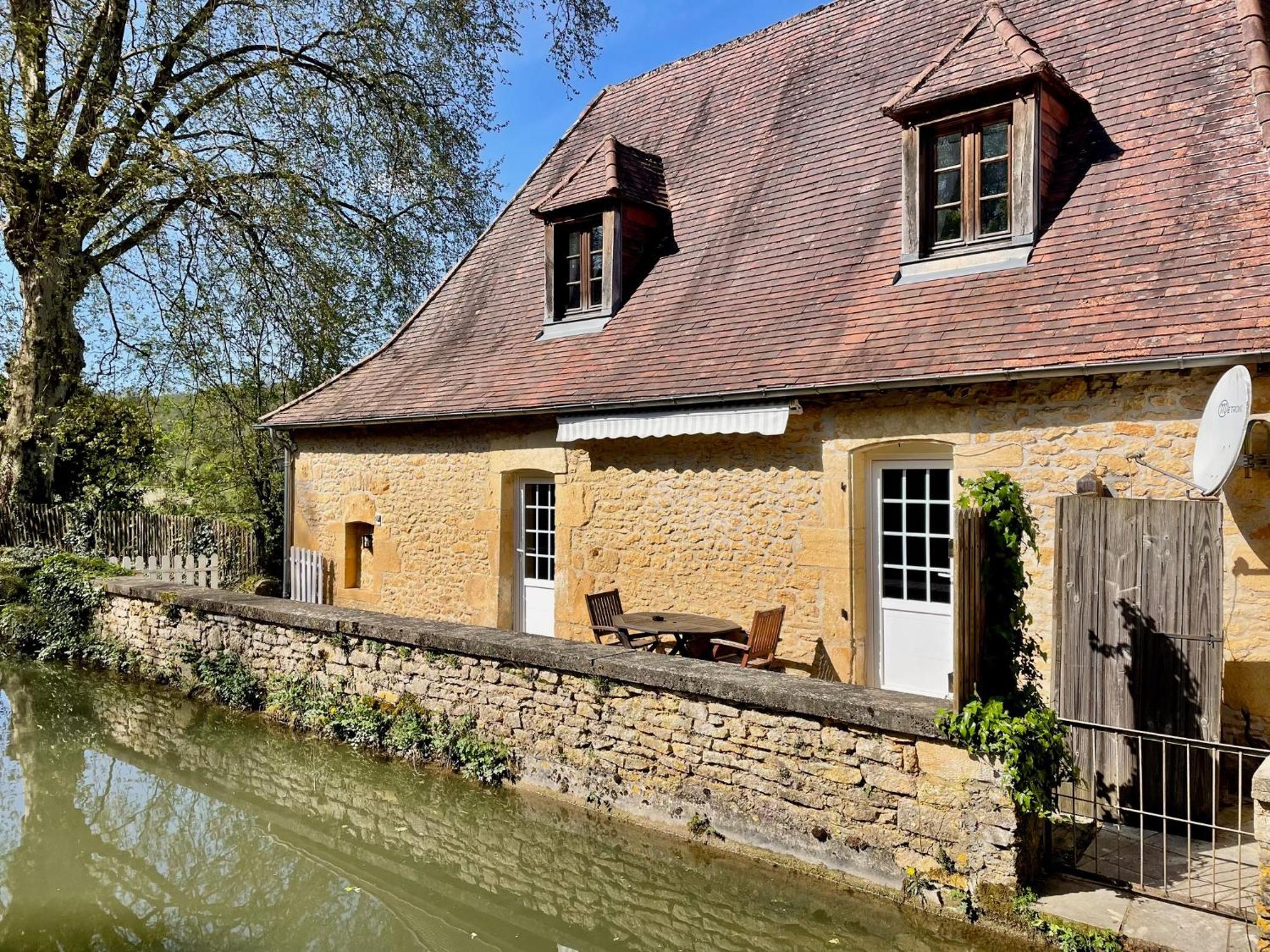 Vila Le Moulin Aux Ans Archignac Exteriér fotografie