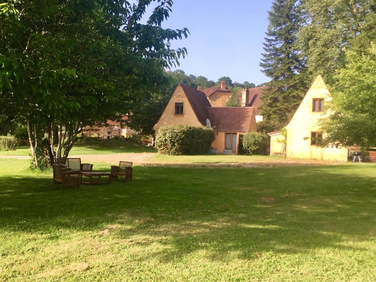 Vila Le Moulin Aux Ans Archignac Exteriér fotografie